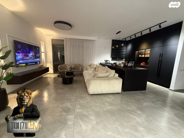 דירה, אריאל שרון, נווה שרון / שער העיר, נתיבות