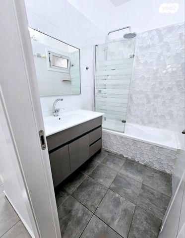 דירה, נאות רחל, חולון