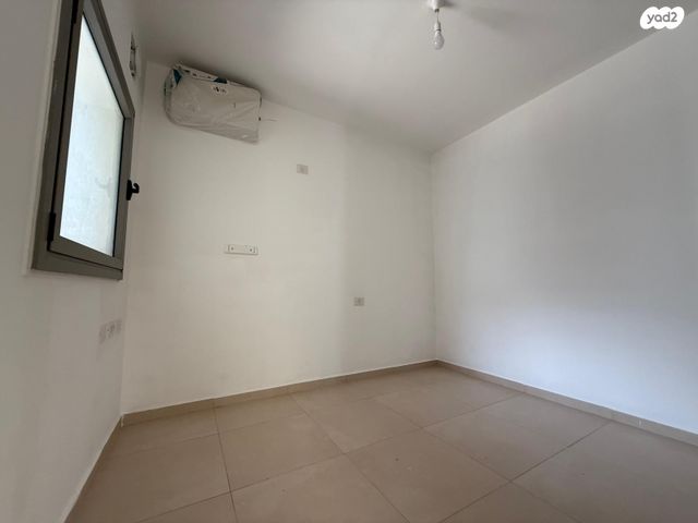 דירה, מירון, אורנים, מעלות תרשיחא