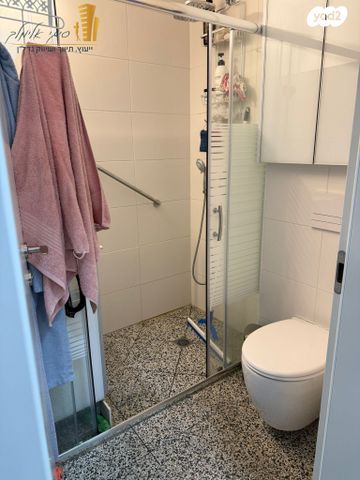 דירה, דרך אריק שרון, מעונות גאולה, חיפה