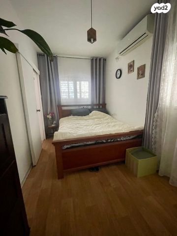 דירה, ארלוזורוב 81, עצמאות יוספטל, בת ים