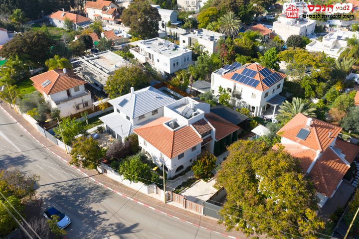 בית פרטי/ קוטג', מרכז הישוב, גני תקווה