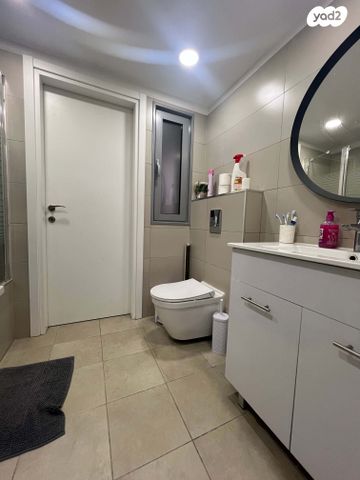 דירה, אהוד מנור 13, נאות אפק, אפקה, קרית ביאליק