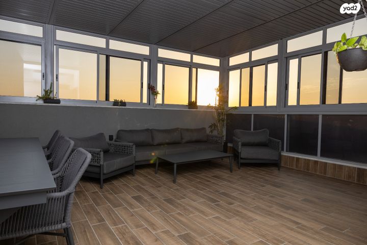 דופלקס, דרך האילנות, גדרה הצעירה, גדרה