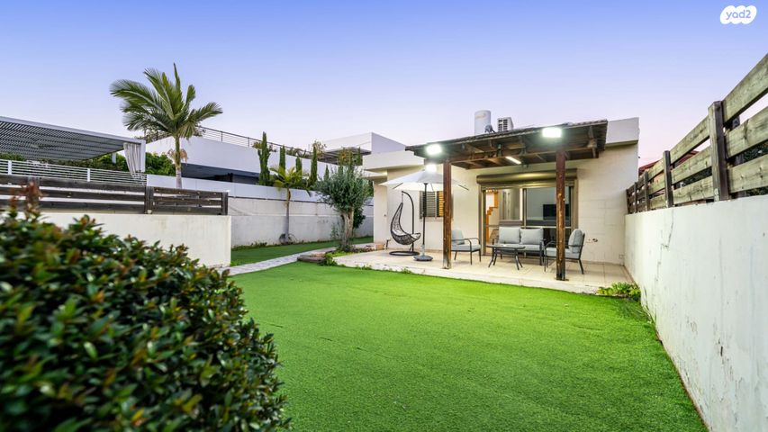 בית פרטי/ קוטג', הזכוכית 15, בית אליעזר, חדרה