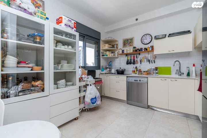 דירה, איסר הראל 6, נווה אור, אור עקיבא