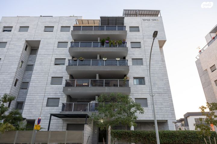 דופלקס, דרך האילנות, גדרה הצעירה, גדרה