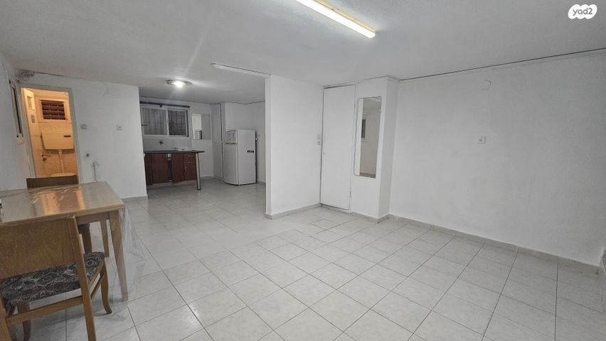 דירה, זאב ז'בוטינסקי, אגרובנק, חולון