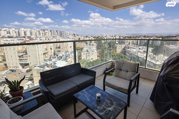 דירה, יהודה הלוי 18, קרית אונו