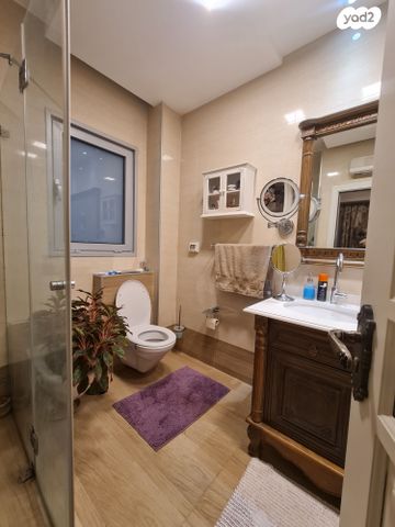 גג/ פנטהאוז, סיטי, גבעתיים