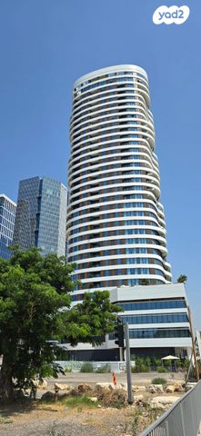 דירה, ישראל טל, מונטיפיורי, הרכבת, תל אביב יפו