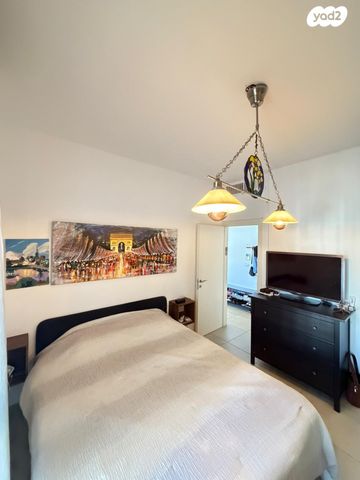 דירה, נווה זמר, רעננה