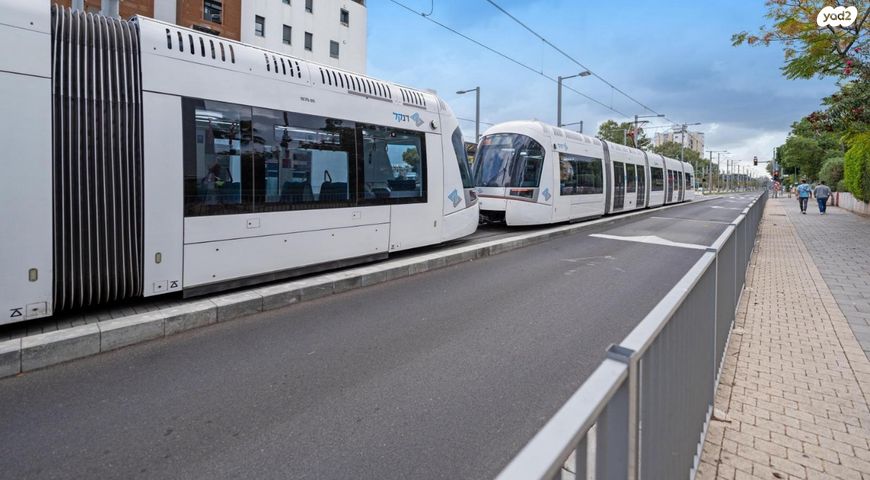 דירה, שדרות ירושלים, צהלון, שיכוני חסכון, תל אביב יפו