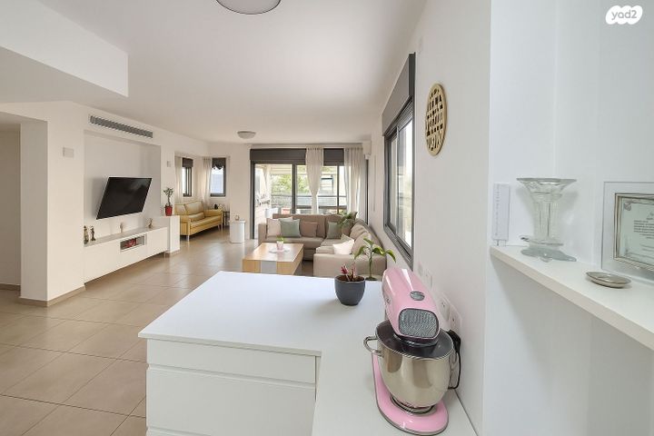 דירה, מגדיאל, הוד השרון