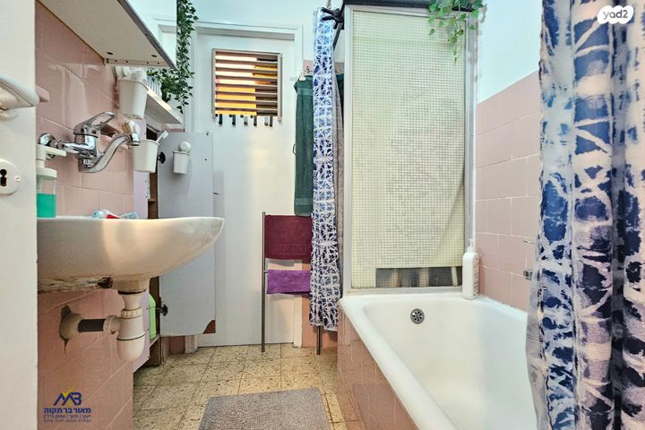 דירה, רמב"ם 39, עין גנים, פתח תקווה