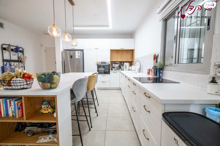 דירת גן, הכרמים, מודיעין מכבים רעות