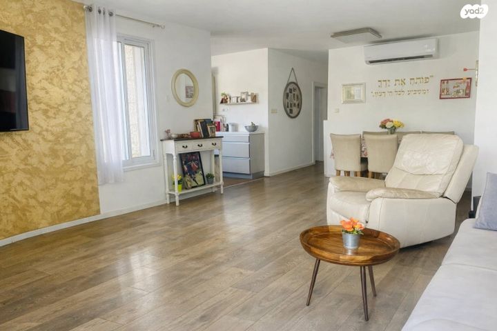 דירה, עמק דותן 21, הנחלים, מודיעין מכבים רעות