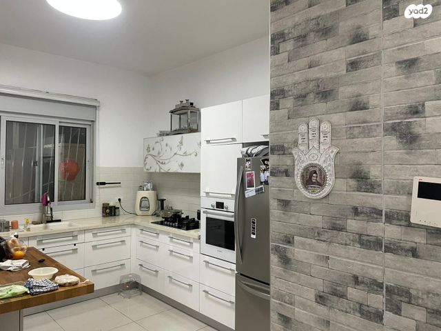 דירת גן, אריק לביא, קרית האמנים, מצליח, רמלה