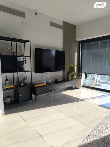 דירה, המעיין 3, רמת גן