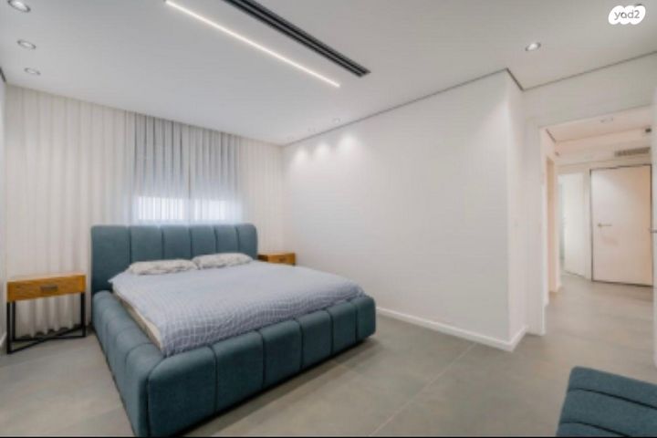 גג/ פנטהאוז, דרך ארץ, עיר היין, אשקלון