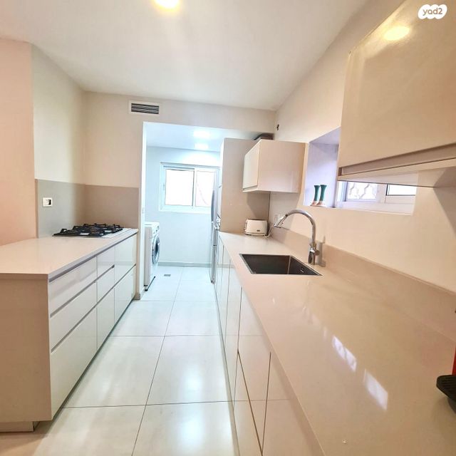 דירה, עולי הגרדום, ארמון הנציב, תלפיות מזרח, ירושלים