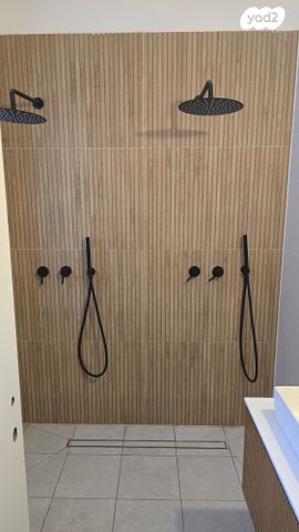 דירת גן, קרית אונו