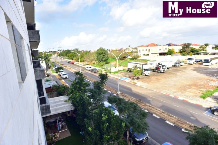 דירה, גדרה מזרח, גדרה