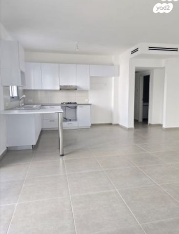 דירה, שער הגיא, יקנעם עילית