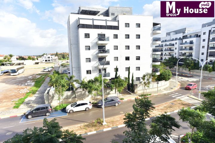 דירה, גדרה מזרח, גדרה