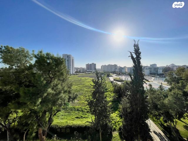 דירה, בקעת סיירים, שקמים ואגמים, אשקלון