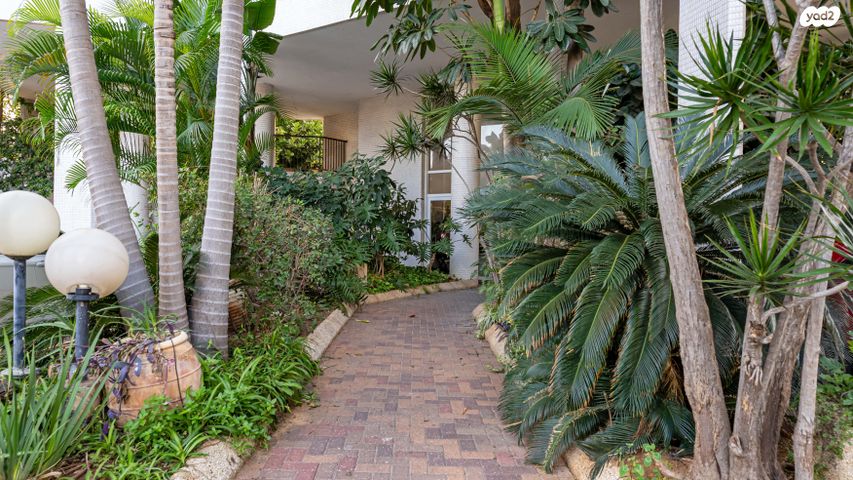 דירה, הכבאים, רמת גן