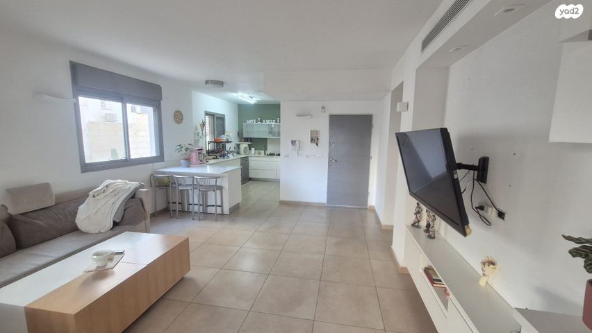 דירה, מגדיאל, הוד השרון