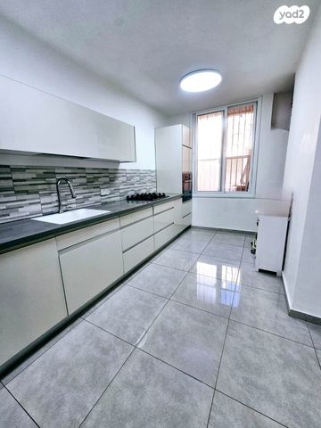 דירה, הבעש"ט, נאות רחל, חולון