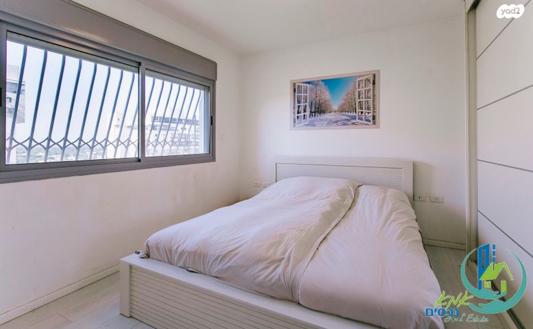 דירה, הרב ישעיהו משורר, הדר גנים, פתח תקווה