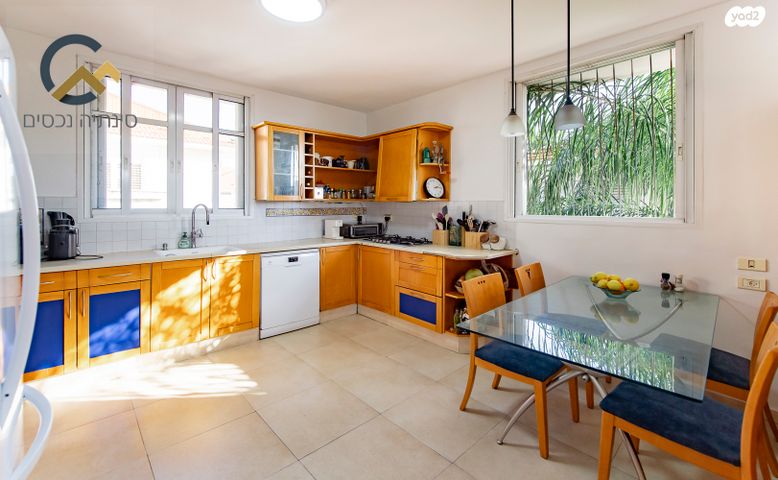 גג/ פנטהאוז, רמות מנחם, הוד השרון