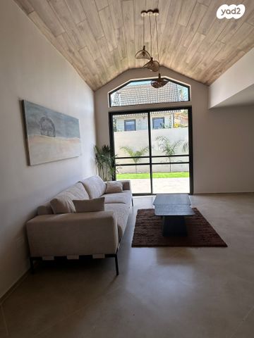 דו משפחתי, גדרה