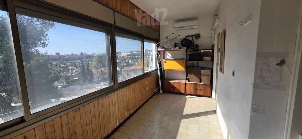 דירה למכירה בירושלים (תיווך) — 3