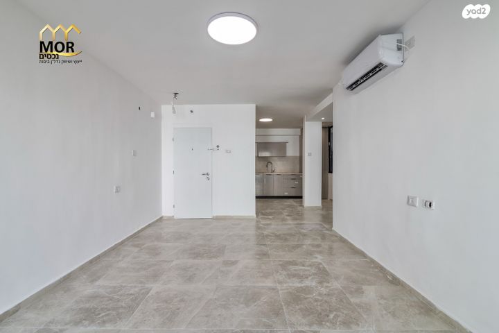 דירה, הדרור, נאות בן גוריון, יבנה