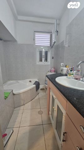 דירה, הנוטרים 2, אגרובנק, חולון