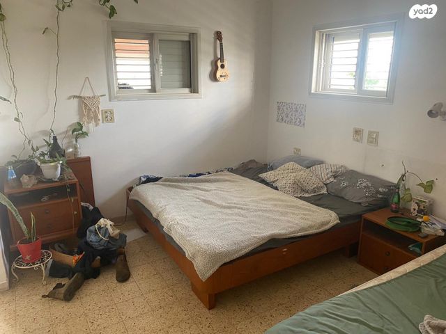 גג/ פנטהאוז, ב' / צפון מערב העיר, רחובות