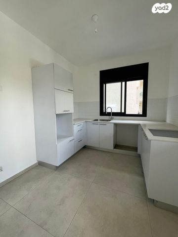 דירה, רעננה