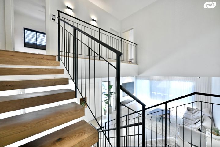 דו משפחתי, וילה דורי, שכונת הדגל, נס ציונה