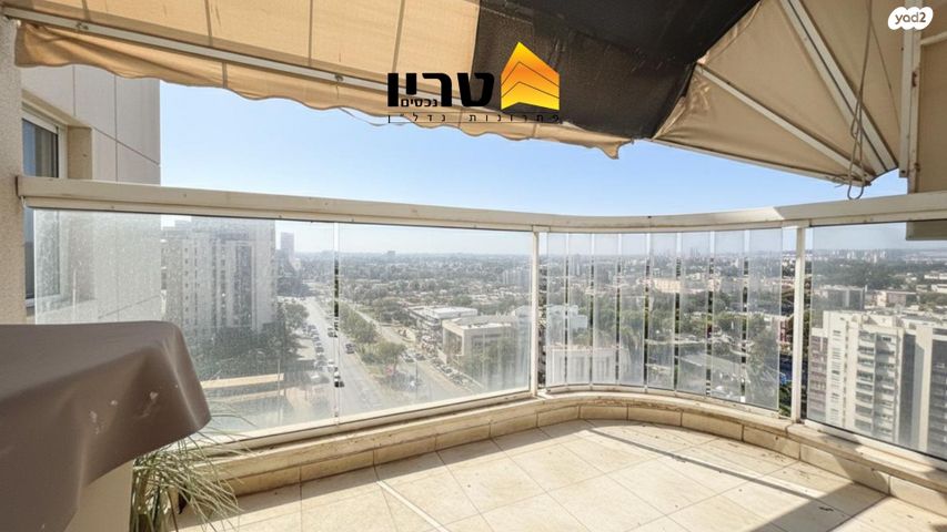 דירה, הקונגרס הציוני, שאר העיר, עפולה