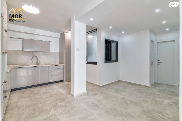 דירה, הדרור, נאות בן גוריון, יבנה