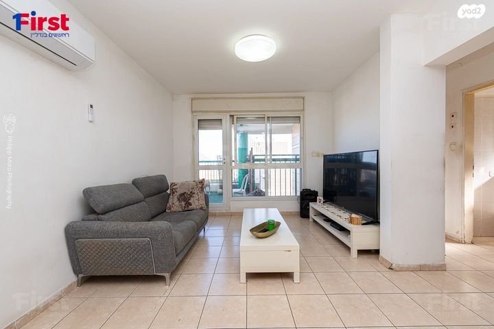 דירה, החצב, רמות יצחק, נשר