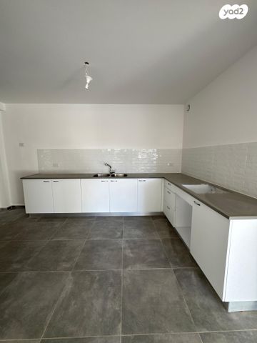 דירה, הלל 11, אלעד, אלעד