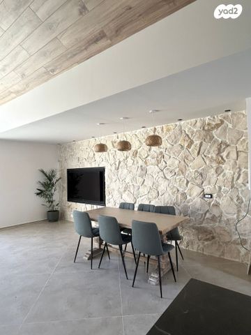 דו משפחתי, גדרה