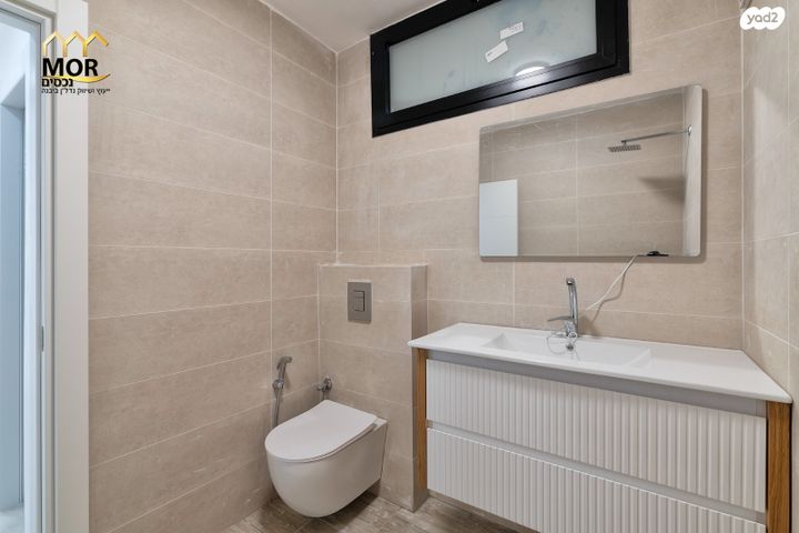 דירה, הדרור, נאות בן גוריון, יבנה