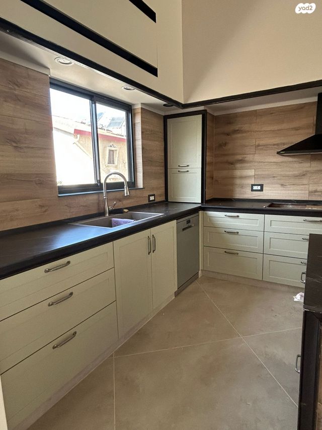 בית פרטי/ קוטג', גדרה