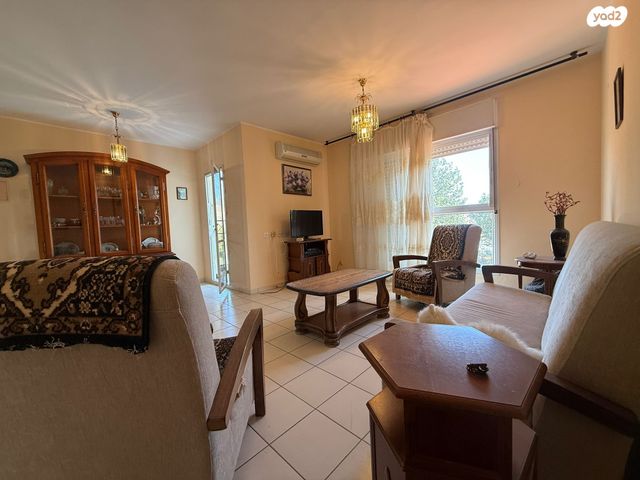 דירה, כרמיאל